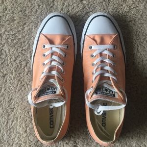 “Sunset Glow” Converse Size 9